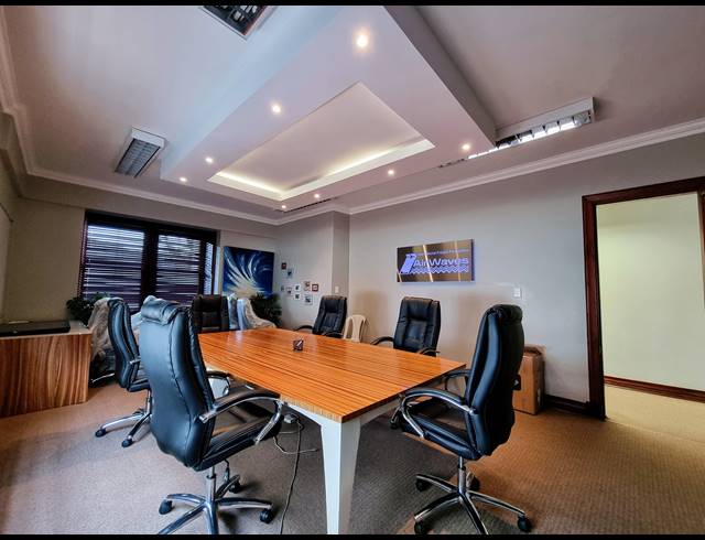 280M² OFFICE TO LET IN WINDERMERE